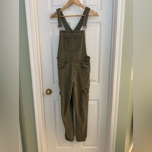 Forever 21 Olive Green Utility Overalls – Size XS